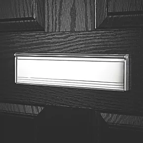 Stormguard Brush Letter Plate Chrome 292 x 75mm - Image 3